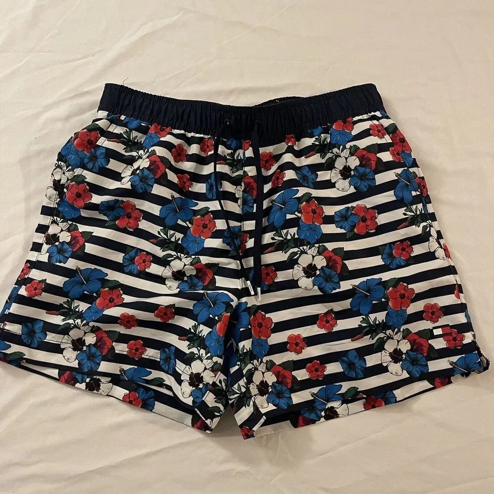 Tommy Hilfiger Swim Trunks Shorts Mens Size Medium Floral Pockets Lined Beach‎